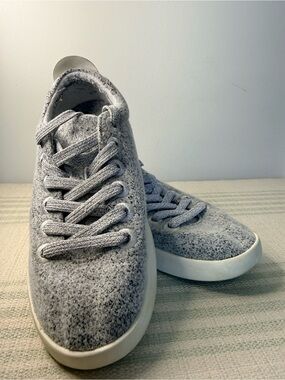 Grey Allbirds Washable Natural Eco Gorpcore Wool Sneakers Women’s Size US7